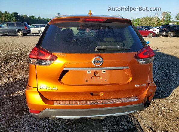 5N1AT2MVXHC790832 2017 NISSAN ROGUE Orange Вид ззаду