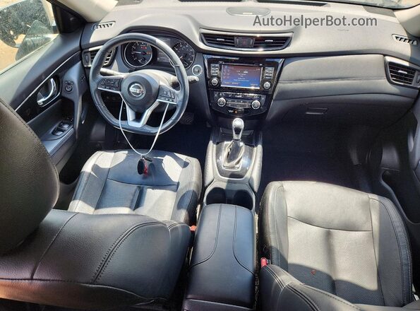 5N1AT2MVXHC790944 2017 NISSAN ROGUE Blue Առջևի վահանակի տեսք