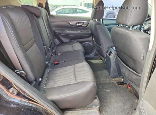 5N1AT2MVXHC819343 2017 NISSAN ROGUE Black Widok wnętrza z tyłu
