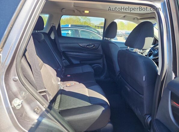 5N1AT2MVXJC799729 2018 NISSAN ROGUE Gray Widok wnętrza z tyłu