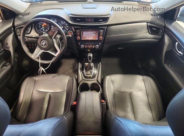 5N1AT2MVXKC744618 2019 NISSAN ROGUE Серебряный Вид панели приборов