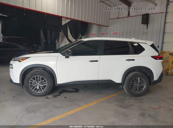 5N1AT3AA2MC772696 2021 NISSAN ROGUE White 360 interior view