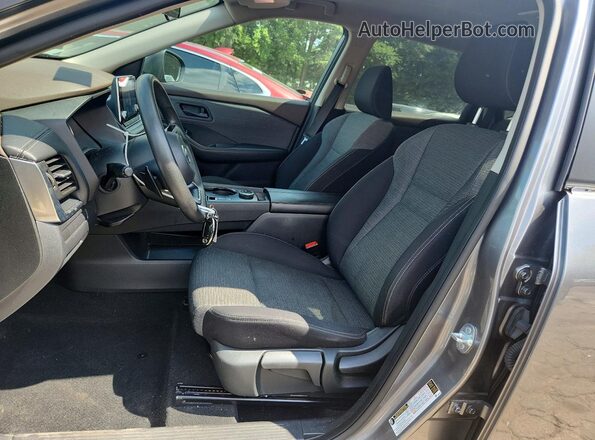 5N1AT3AB4MC748151 2021 NISSAN ROGUE Gray Front interior view