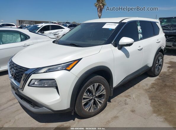 5N1AT3BA0MC787048 2021 NISSAN ROGUE White წინა მარცხენა ხედი სამი მეოთხედიდან