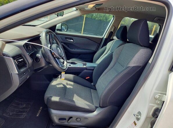 5N1AT3BA3MC835903 2021 NISSAN ROGUE Белый Вид панели приборов