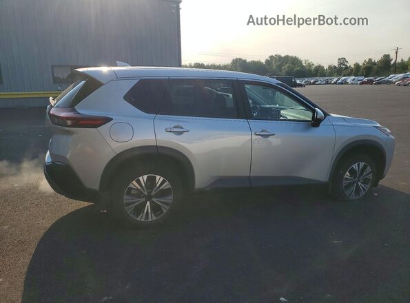 5N1AT3BA5MC842450 2021 NISSAN ROGUE Silver Задня права чверть