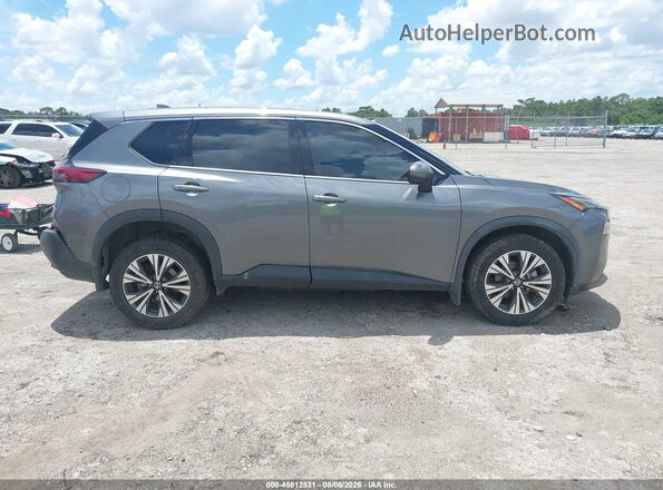 5N1AT3BA8MC775584 2021 NISSAN ROGUE Gray Սալոնի հետևի տեսք