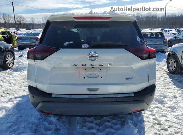5N1AT3BA9MC847425 2021 NISSAN ROGUE White Հետևի տեսք