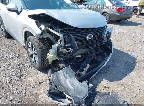 5N1AT3BB2MC749958 2021 NISSAN ROGUE Серебряный Вид спереди