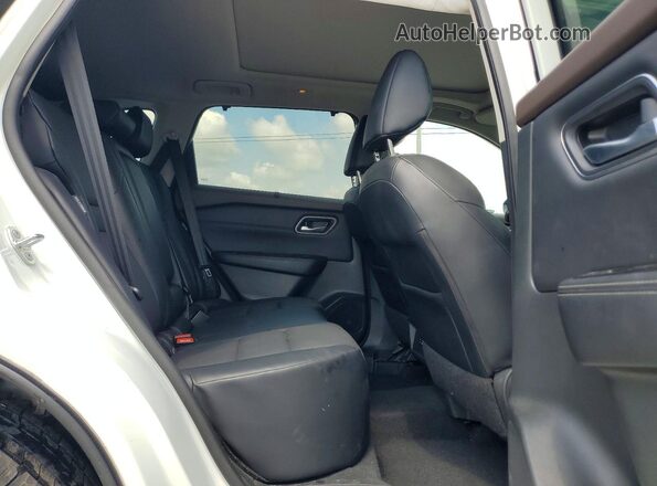 5N1AT3BB8MC753836 2021 NISSAN ROGUE Белый Вид задней части салона