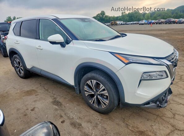 5N1AT3BB9MC831931 2021 NISSAN ROGUE White Front right