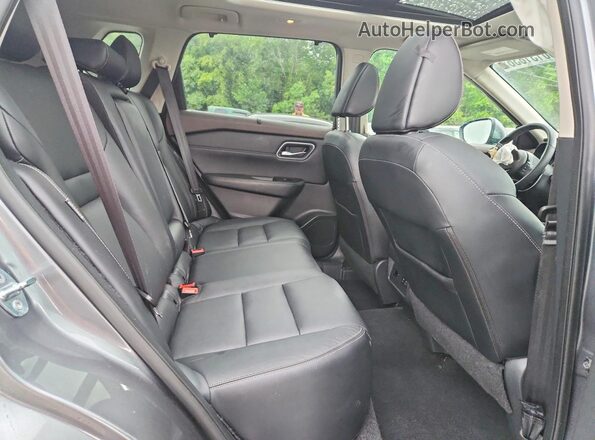 5N1AT3CA2MC771822 2021 NISSAN ROGUE Gray Rear interior view