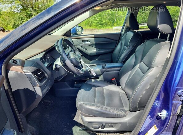 5N1AT3CA7MC818939 2021 NISSAN ROGUE Blue Widok wnętrza z przodu
