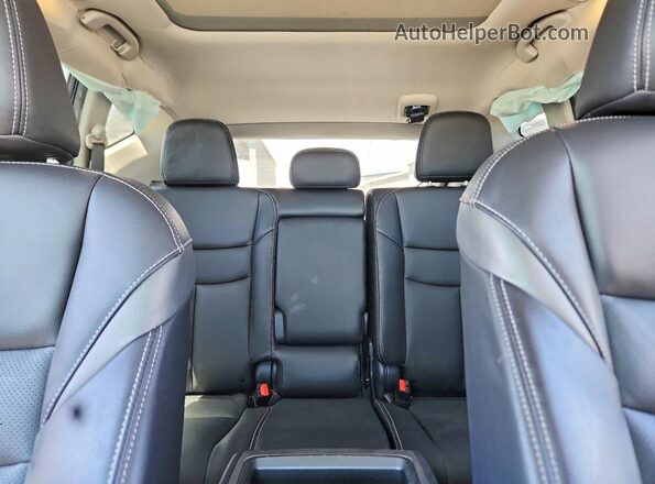 5N1AZ2CJ2RC119959 2024 NISSAN MURANO White Vista de los asientos traseros