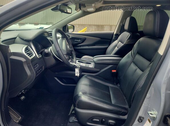 5N1AZ2CS8PC120555 2023 NISSAN MURANO Gray Вид салону спереду