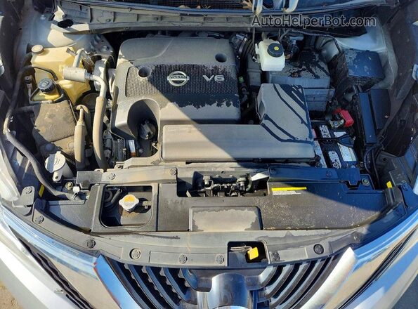 5N1AZ2MG7HN170492 2017 NISSAN MURANO Серебряный Вид задней части салона