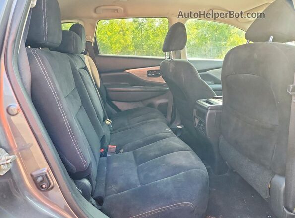 5N1AZ2MH5HN129870 2017 NISSAN MURANO Gray Vista interior trasera