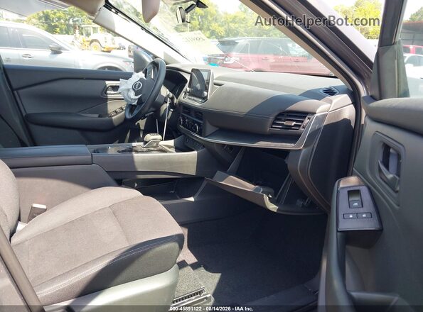 5N1BT3AA0TC699752 2026 NISSAN ROGUE Gray Вид салону спереду