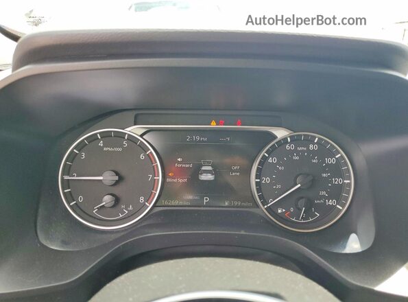 5N1BT3AA4RC743339 2024 NISSAN ROGUE White Սարքավորումների վահանակի տեսք
