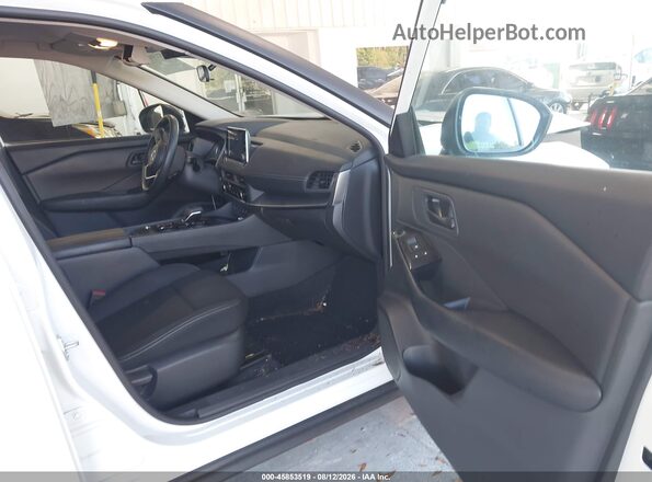 5N1BT3AA4RC757256 2024 NISSAN ROGUE Белый Вид салона спереди