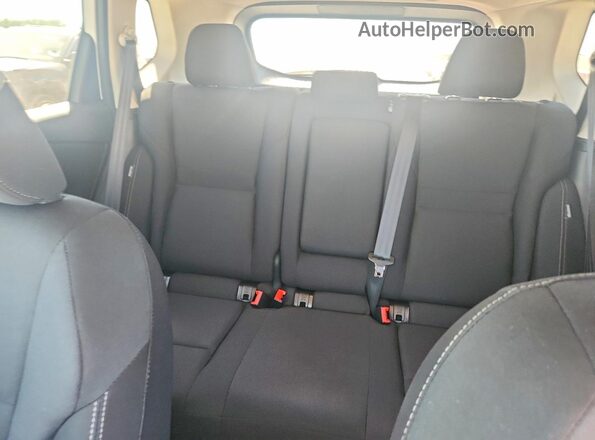 5N1BT3AA4SC832558 2025 NISSAN ROGUE White Vista de los asientos traseros