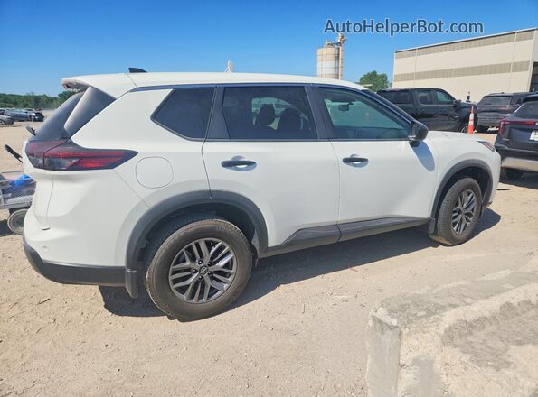 5N1BT3AA4SC832558 2025 NISSAN ROGUE White Trasero derecho