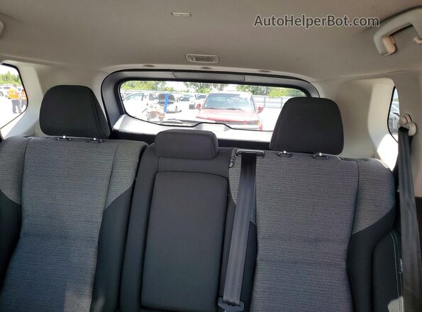 5N1BT3AA5NC703488 2022 NISSAN ROGUE White Widok tylnych siedzeń