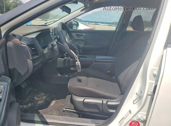 5N1BT3AA6PC744473 2023 NISSAN ROGUE White Widok wnętrza z przodu
