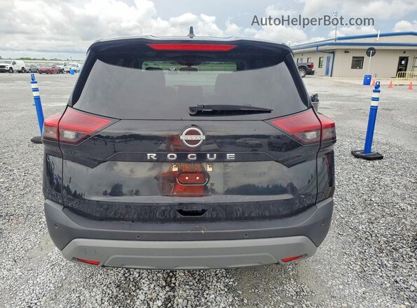 5N1BT3AA6PC793902 2023 NISSAN ROGUE Черный Вид сзади