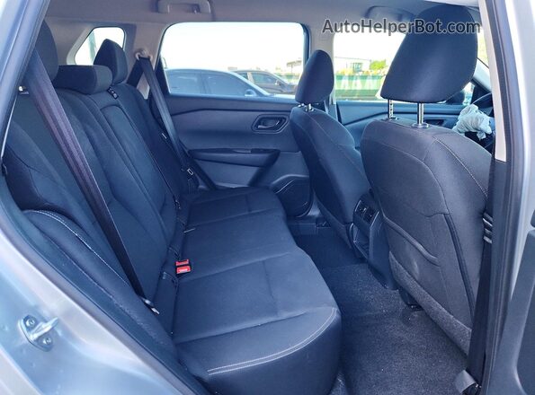 5N1BT3AA7SC774414 2025 NISSAN ROGUE Silver Vista interior trasera