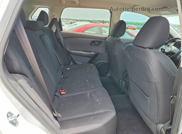 5N1BT3AAXPC906248 2023 NISSAN ROGUE White Вид задніх сидінь
