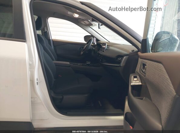 5N1BT3AB2PC789726 2023 NISSAN ROGUE White წინა სალონის ხედი