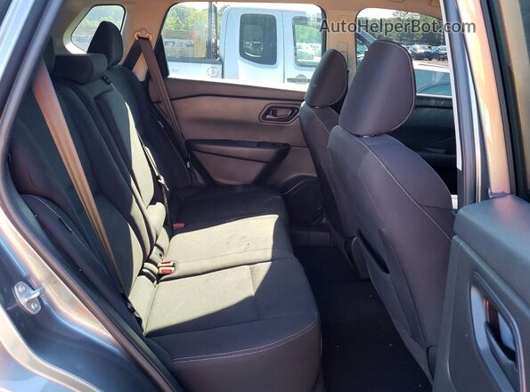 5N1BT3AB5RC736506 2024 NISSAN ROGUE Gray უკანა სალონის ხედი