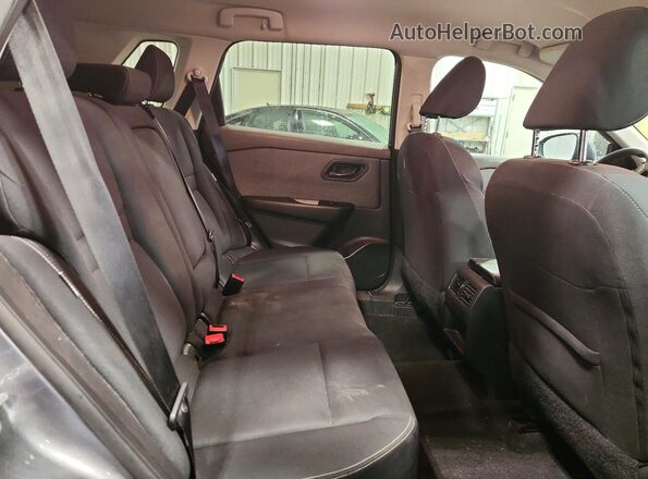 5N1BT3AB7PC679173 2023 NISSAN ROGUE Gray Vista interior trasera