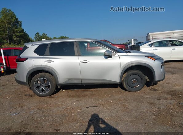 5N1BT3BA0RC677385 2024 NISSAN ROGUE Silver სალონის 360-გრადუსიანი ხედი