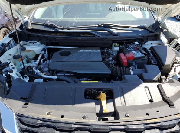 5N1BT3BA1PC779436 2023 NISSAN ROGUE White Vista del compartimento del motor