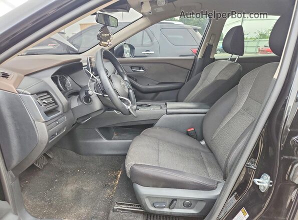 5N1BT3BA1PC832510 2023 NISSAN ROGUE Черный Вид салона спереди