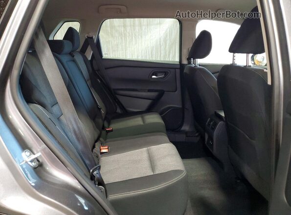 5N1BT3BA1SC836890 2025 NISSAN ROGUE Gray Widok wnętrza z tyłu