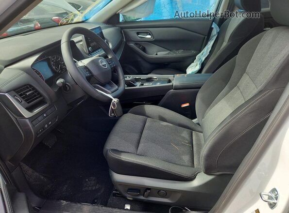5N1BT3BA1TC760797 2026 NISSAN ROGUE White წინა სალონის ხედი