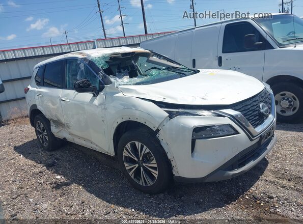 5N1BT3BA2PC829129 2023 NISSAN ROGUE White Вид задньої частини салону