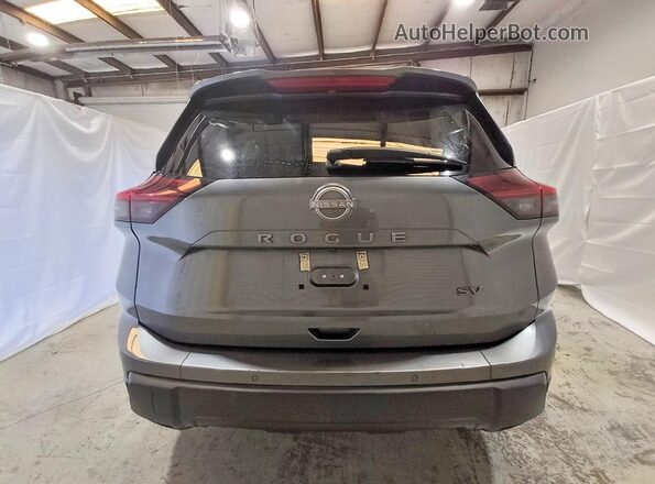 5N1BT3BA2RC674228 2024 NISSAN ROGUE Gray Rear view