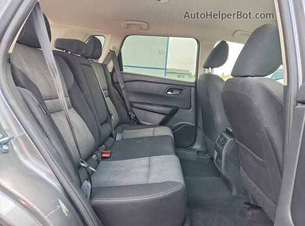 5N1BT3BA2SC827759 2025 NISSAN ROGUE Gray Rear seats view