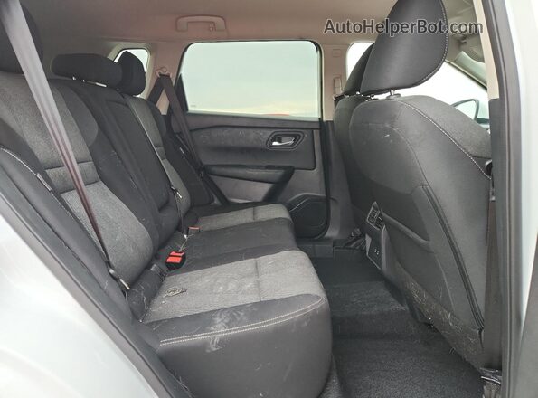 5N1BT3BA2SC869266 2025 NISSAN ROGUE Белый Вид задних сидений
