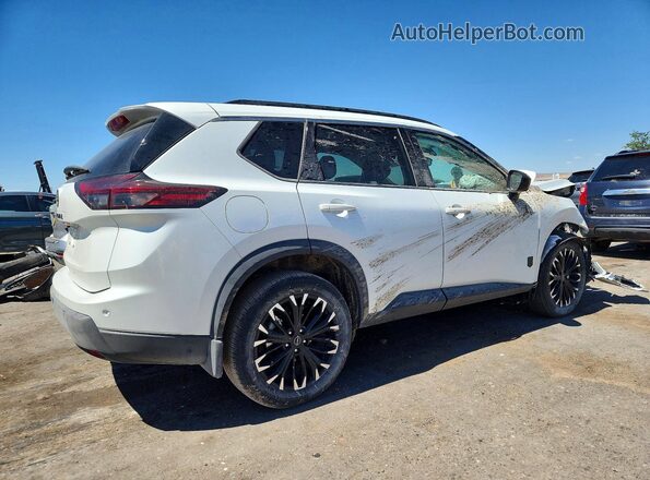 5N1BT3BA2TC781917 2026 NISSAN ROGUE White Trasero derecho