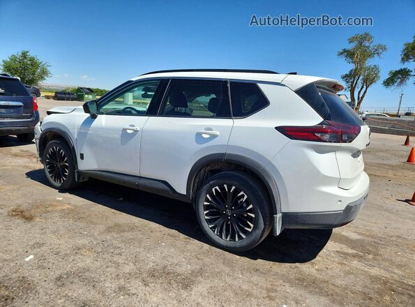 5N1BT3BA2TC781917 2026 NISSAN ROGUE White Trasero izquierdo