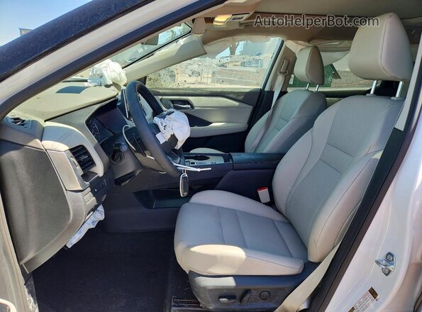 5N1BT3BA2TC781917 2026 NISSAN ROGUE White Vista interior delantera