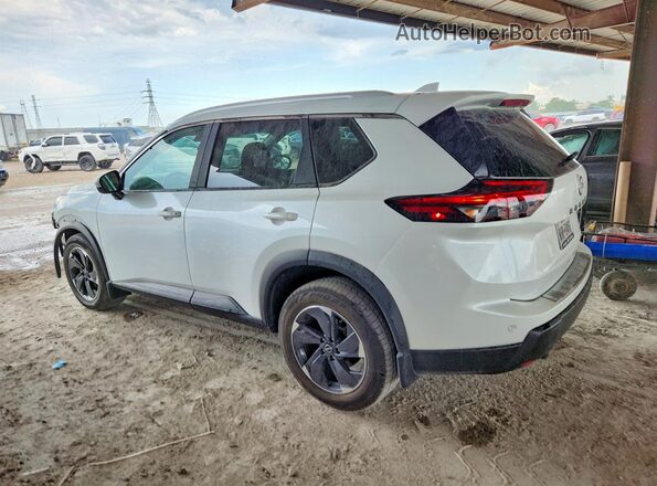 5N1BT3BA3SC674583 2025 NISSAN ROGUE White უკანა მარცხენა