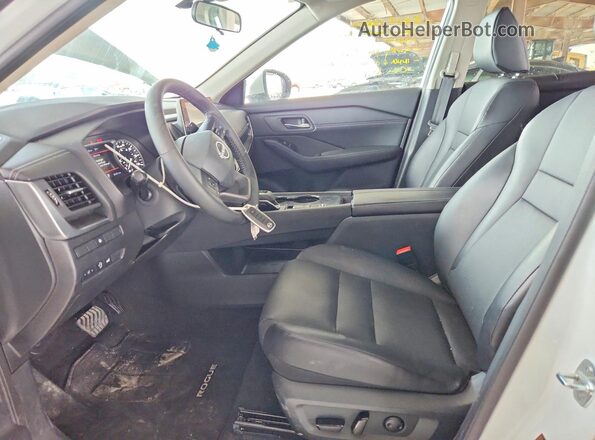 5N1BT3BA3SC674583 2025 NISSAN ROGUE White წინა სალონის ხედი