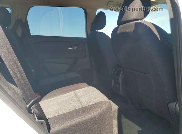 5N1BT3BA3TC853627 2026 NISSAN ROGUE White Rear interior view