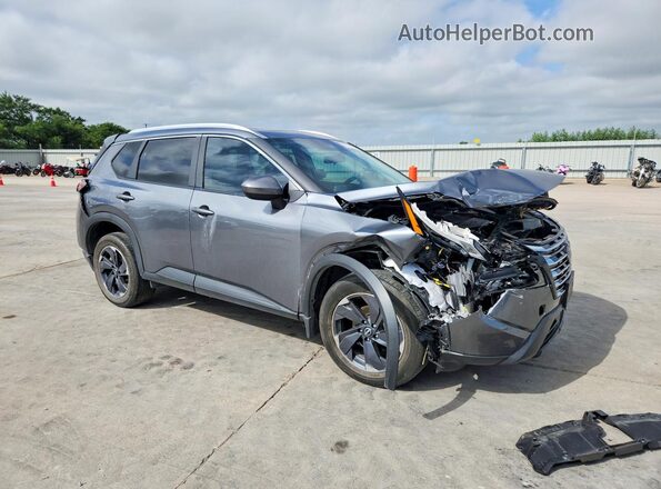 5N1BT3BA4RC743890 2024 NISSAN ROGUE Gray Передня права чверть